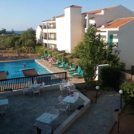 Harry'S Hotel Protaras Buitenkant foto