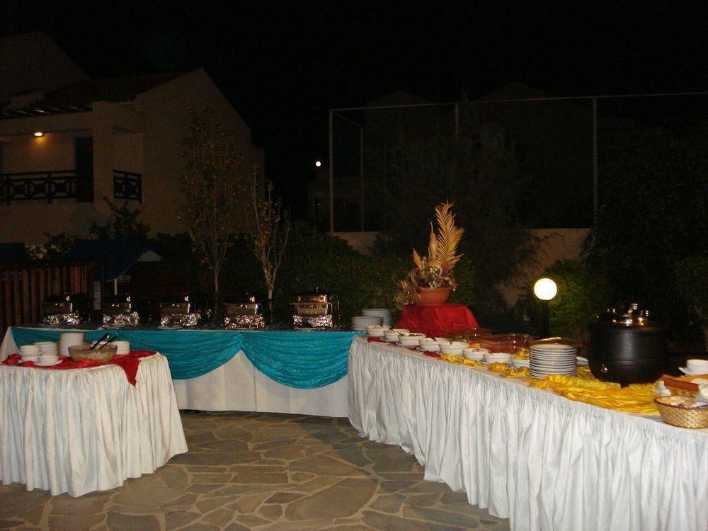 Harry'S Hotel Protaras Buitenkant foto