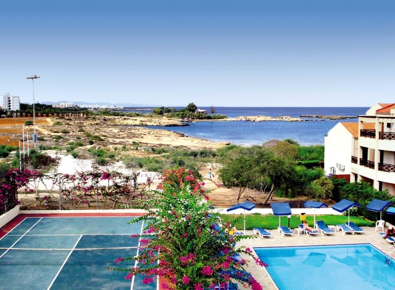 Harry'S Hotel Protaras Buitenkant foto