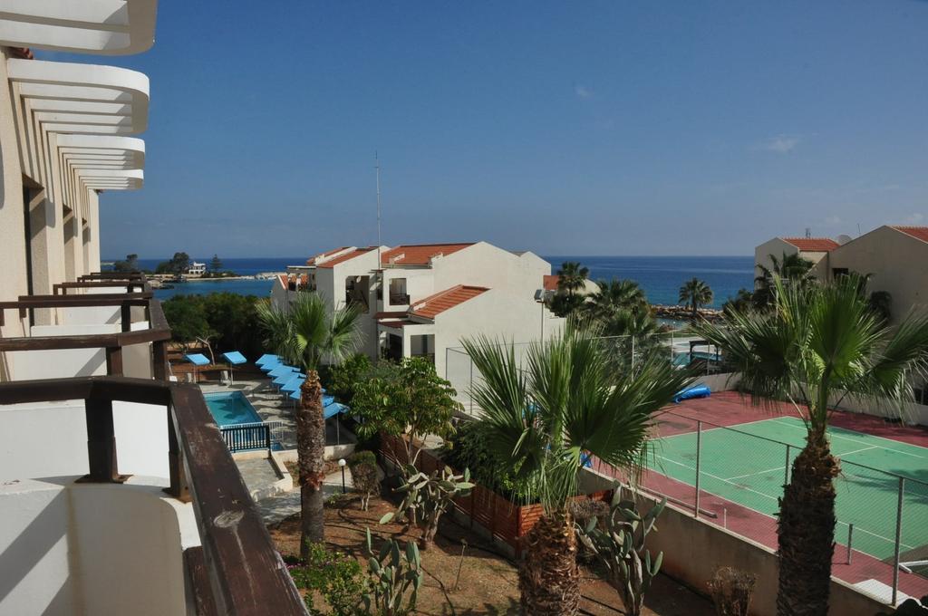 Harry'S Hotel Protaras Buitenkant foto