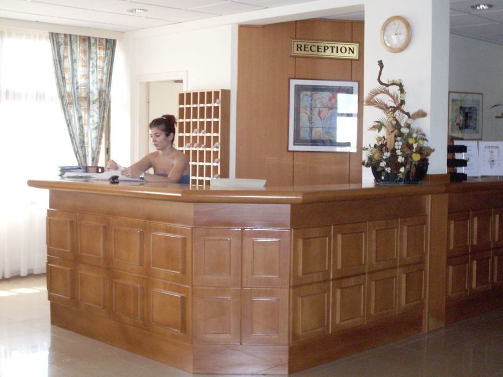 Harry'S Hotel Protaras Buitenkant foto