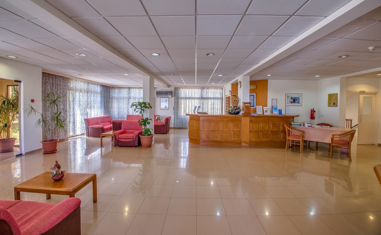 Harry'S Hotel Protaras Buitenkant foto