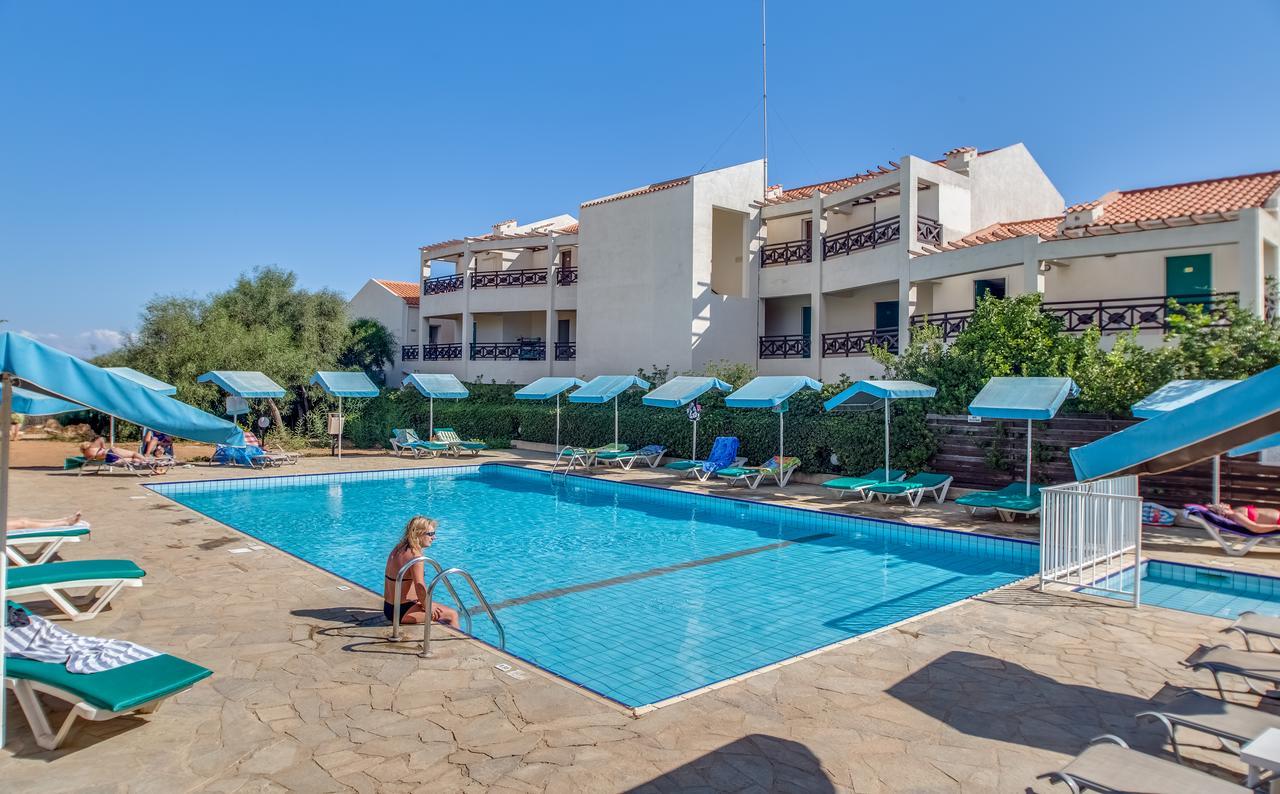 Harry'S Hotel Protaras Buitenkant foto